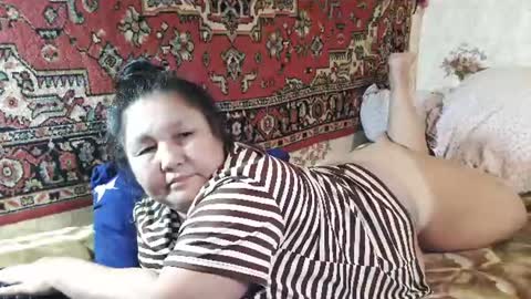 Snapshot of zulfiya_bruce chatting on 2, 7, 2026 Zulfiya online show from 2, 7, 2026