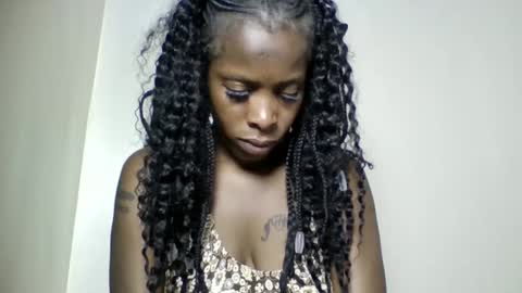 zurivelvetstudio online show from 16, 1, 2026