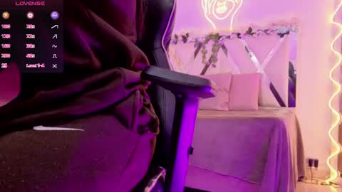 Snapshot of zury_tay chatting on 11, 6, 2026 ZURY online show from 11, 6, 2026