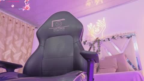 Snapshot of zury_tay chatting on 13, 7, 2026 ZURY online show from 13, 7, 2026