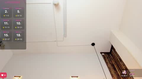 Zara online show from 4, 2, 2025