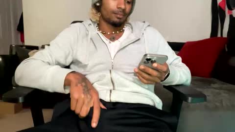 mixedtwinklol online show from 11, 11, 2025