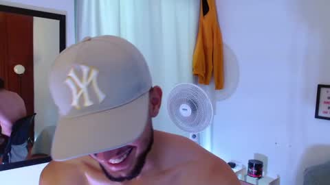 Snapshot of zyon_benet1 chatting on 19, 9, 2025 Zyon online show from 19, 9, 2025