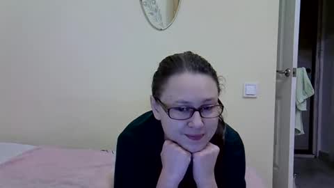 Snapshot of zyuhre chatting on 2, 2, 2025 Zyuhre online show from 2, 2, 2025