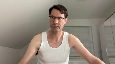 zzz123_cam online show from 18, 4, 2026