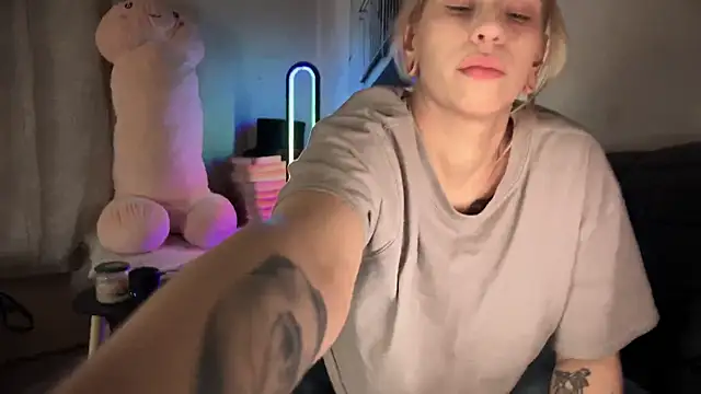 Snapshot of Mannarie_Madsinn chatting on 21, 3, 2025 Mannarie Madsinn online show from 21, 3, 2025