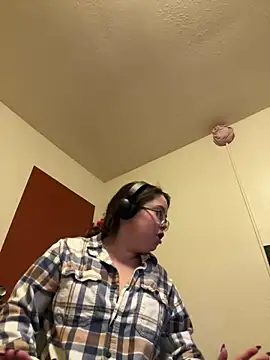 LacieStar online show from 6, 12, 2024