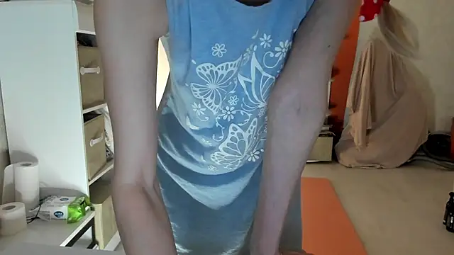 angelmommu online show from 22, 3, 2025