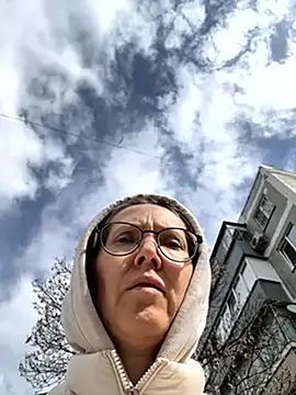 angelmommu online show from 13, 4, 2026