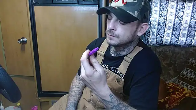 Snapshot of DADDY_KANE8--- chatting on 4, 3, 2025 DADDY KANE8--- online show from 4, 3, 2025