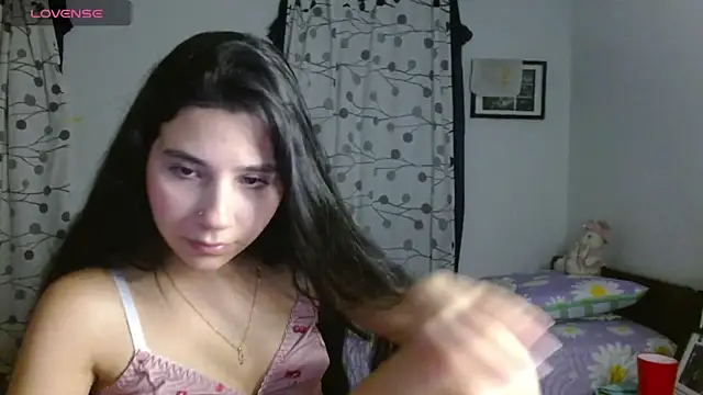 mia  lopez  online show from 30, 1, 2025