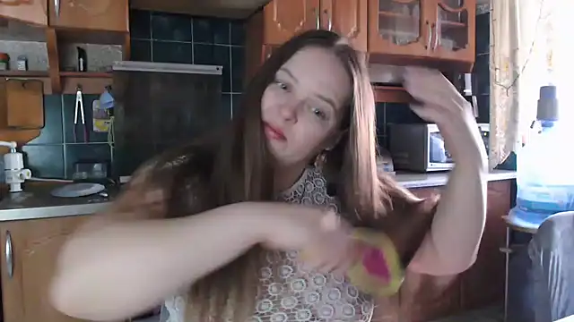 uliastar online show from 14, 3, 2025