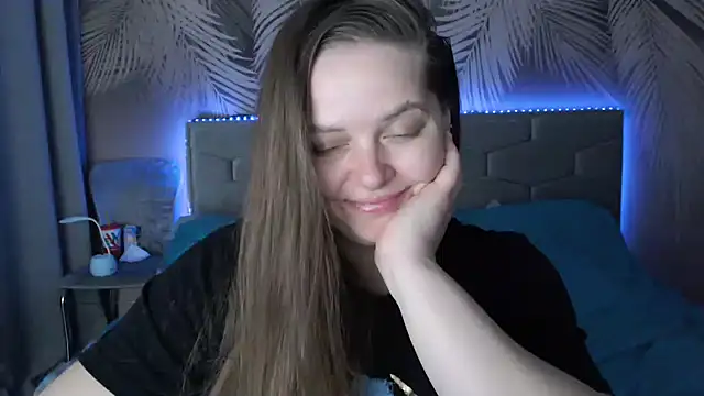 uliastar online show from 14, 3, 2025