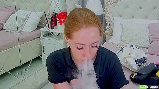 TinaBrook online show from 9, 10, 2025