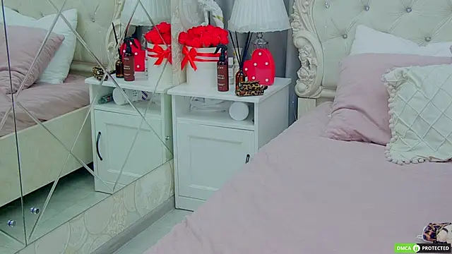 TinaBrook online show from 13, 10, 2025