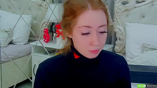 TinaBrook online show from 4, 12, 2025