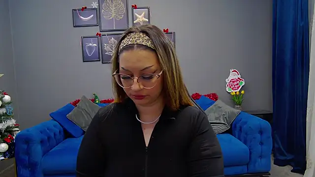 Snapshot of Katewalker_ chatting on 11, 12, 2024 Katewalker online show from 11, 12, 2024