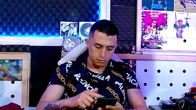 Darko0717 online show from 7, 3, 2025