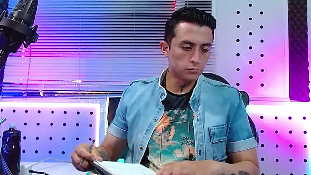 Darko0717 online show from 4, 4, 2026