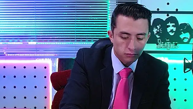Snapshot of Darko0717 chatting on 19, 6, 2026 Darko0717 online show from 19, 6, 2026