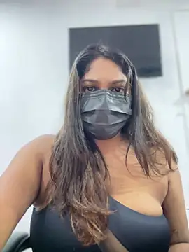 Snapshot of Black_Beauty997 chatting on 21, 2, 2025 Black Beauty997 online show from 21, 2, 2025