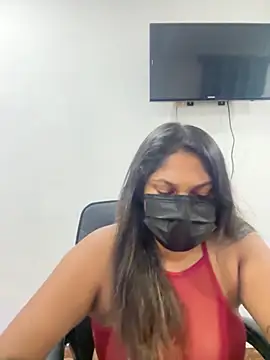 Snapshot of Black_Beauty997 chatting on 10, 9, 2025 Black Beauty997 online show from 10, 9, 2025