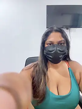 Snapshot of Black_Beauty997 chatting on 19, 10, 2025 Black Beauty997 online show from 19, 10, 2025