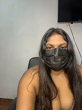 Snapshot of Black_Beauty997 chatting on 14, 12, 2025 Black Beauty997 online show from 14, 12, 2025