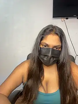 Snapshot of Black_Beauty997 chatting on 16, 12, 2025 Black Beauty997 online show from 16, 12, 2025