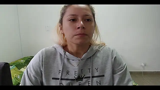 MommyMiaWs online show from 13, 2, 2025