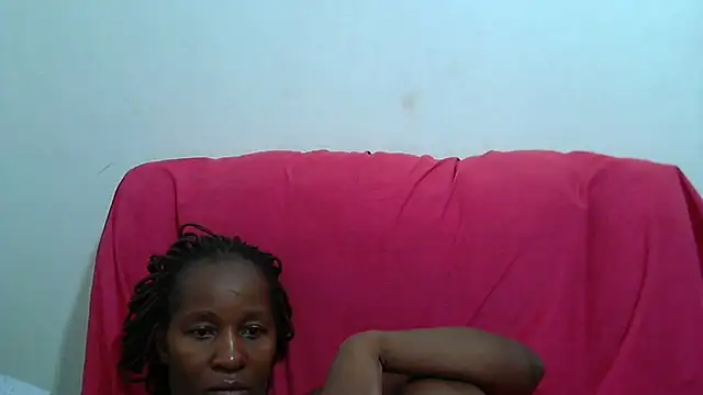sluttylaura21 online show from 20, 2, 2025