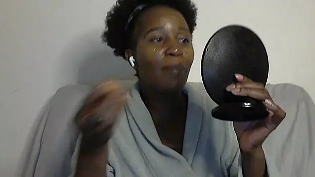 sluttylaura21 online show from 17, 3, 2025