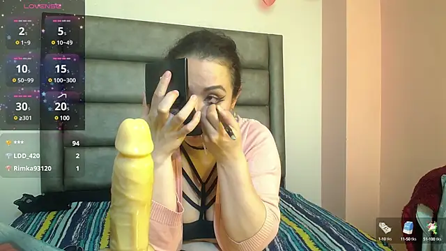 Snapshot of samanthaanderson_ chatting on 10, 1, 2025 samanthaanderson  online show from 10, 1, 2025