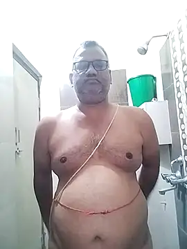 StarPacifist6 online show from 8, 3, 2025