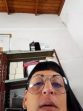 Snapshot of estefyzapata chatting on 2, 2, 2026 estefyzapata online show from 2, 2, 2026