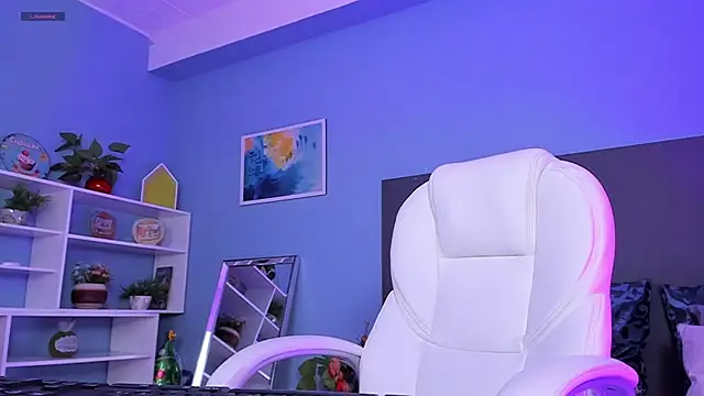 Snapshot of kylie_reyes chatting on 13, 12, 2024 kylie reyes online show from 13, 12, 2024