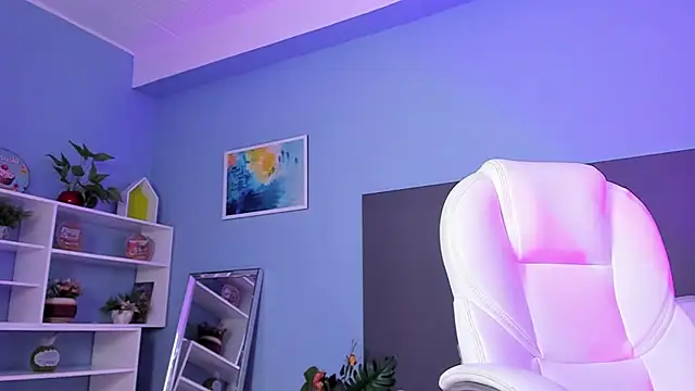 Snapshot of kylie_reyes chatting on 5, 2, 2025 kylie reyes online show from 5, 2, 2025