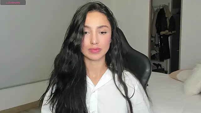 EvaMoet online show from 14, 3, 2025