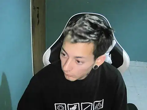 Snapshot of Jughead_16 chatting on 11, 9, 2025 Jughead 16 online show from 11, 9, 2025