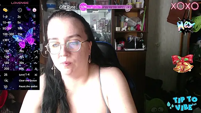 Snapshot of LeonaHarrison chatting on 19, 12, 2024 LeonaHarrison online show from 19, 12, 2024