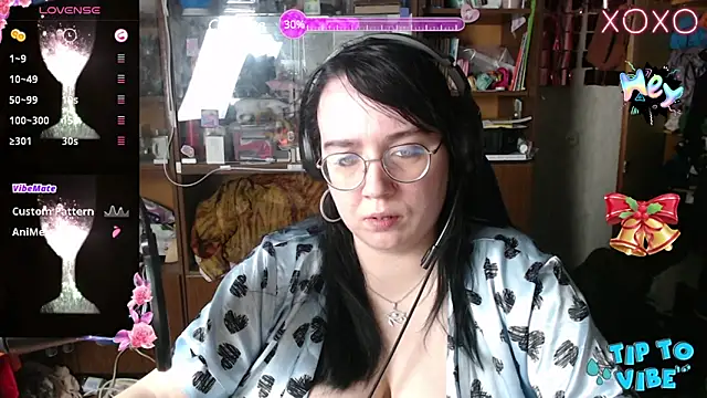 Snapshot of LeonaHarrison chatting on 28, 1, 2025 LeonaHarrison online show from 28, 1, 2025