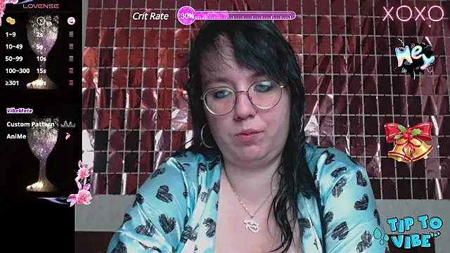 Snapshot of LeonaHarrison chatting on 1, 2, 2025 LeonaHarrison online show from 1, 2, 2025