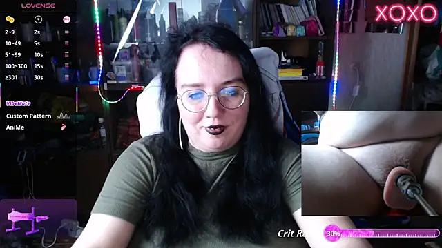 Snapshot of LeonaHarrison chatting on 28, 9, 2025 LeonaHarrison online show from 28, 9, 2025