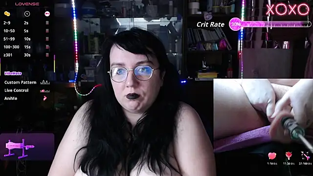 Snapshot of LeonaHarrison chatting on 17, 10, 2025 LeonaHarrison online show from 17, 10, 2025