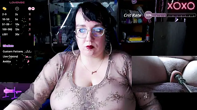 Snapshot of LeonaHarrison chatting on 21, 11, 2025 LeonaHarrison online show from 21, 11, 2025