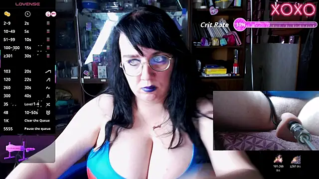 Snapshot of LeonaHarrison chatting on 29, 11, 2025 LeonaHarrison online show from 29, 11, 2025