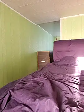 KiraXTender online show from 3, 2, 2026