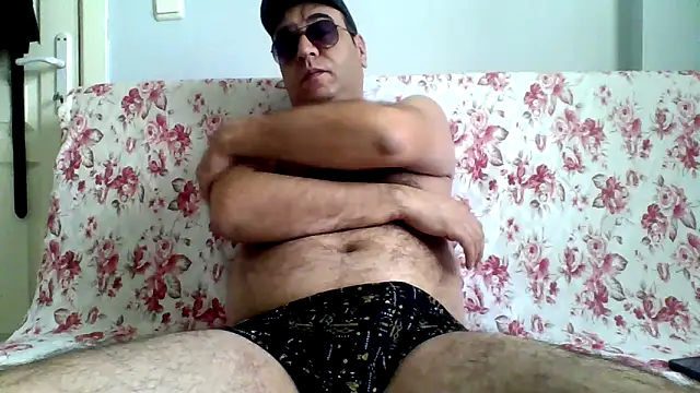 Snapshot of fraud705 chatting on 23, 3, 2026 fraud705 online show from 23, 3, 2026