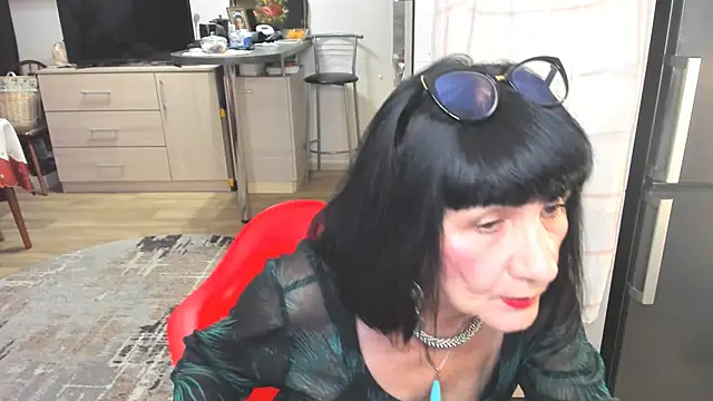 Snapshot of Tina_Joness chatting on 4, 12, 2024 Tina Joness online show from 4, 12, 2024