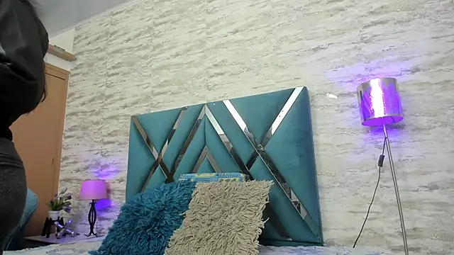 veronica salas online show from 14, 1, 2025